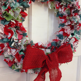 No-Sew Christmas Wreath