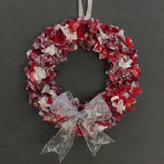 No-Sew Christmas Wreath